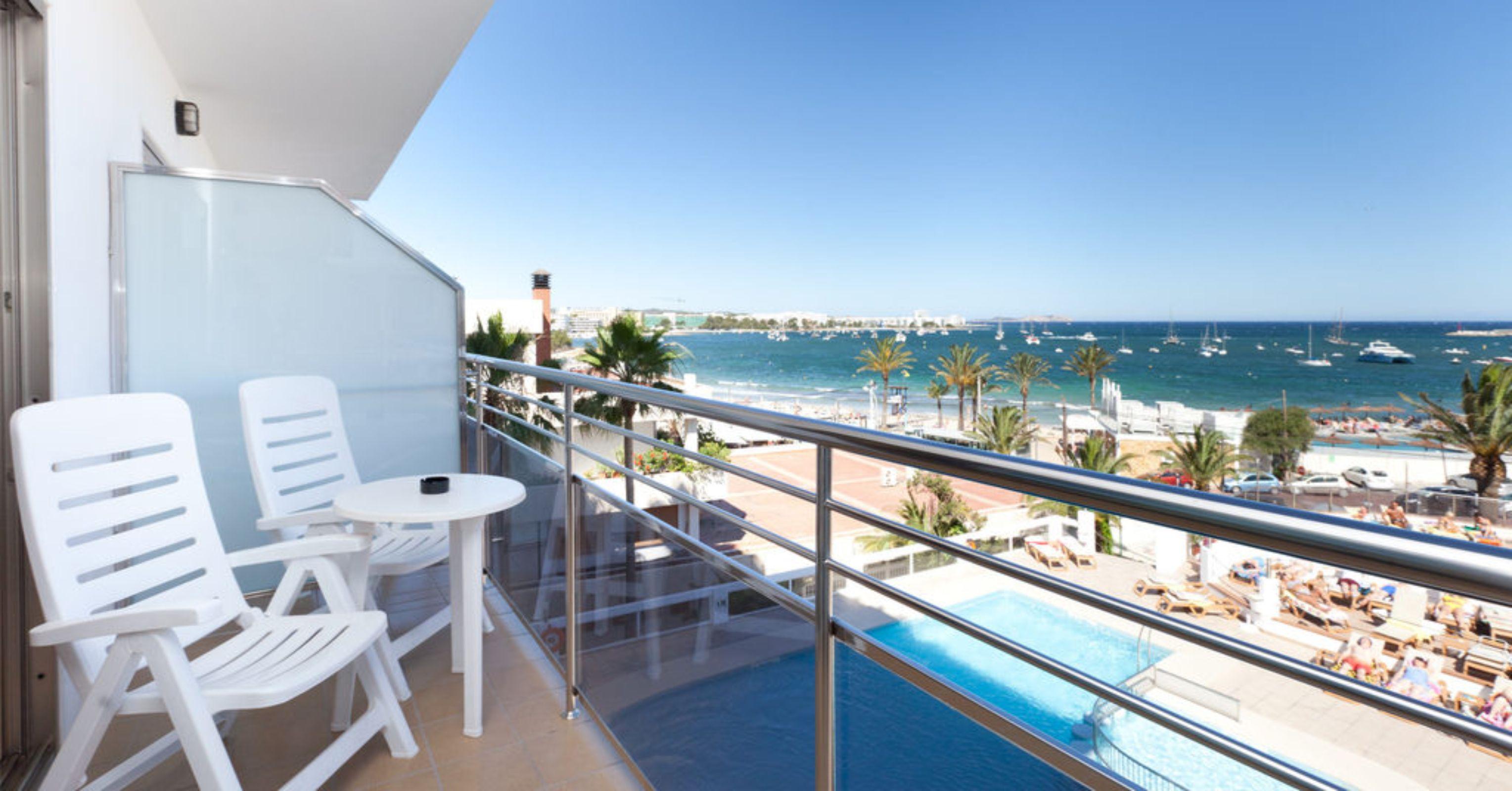 Bellamar & 4* San Antonio Abad