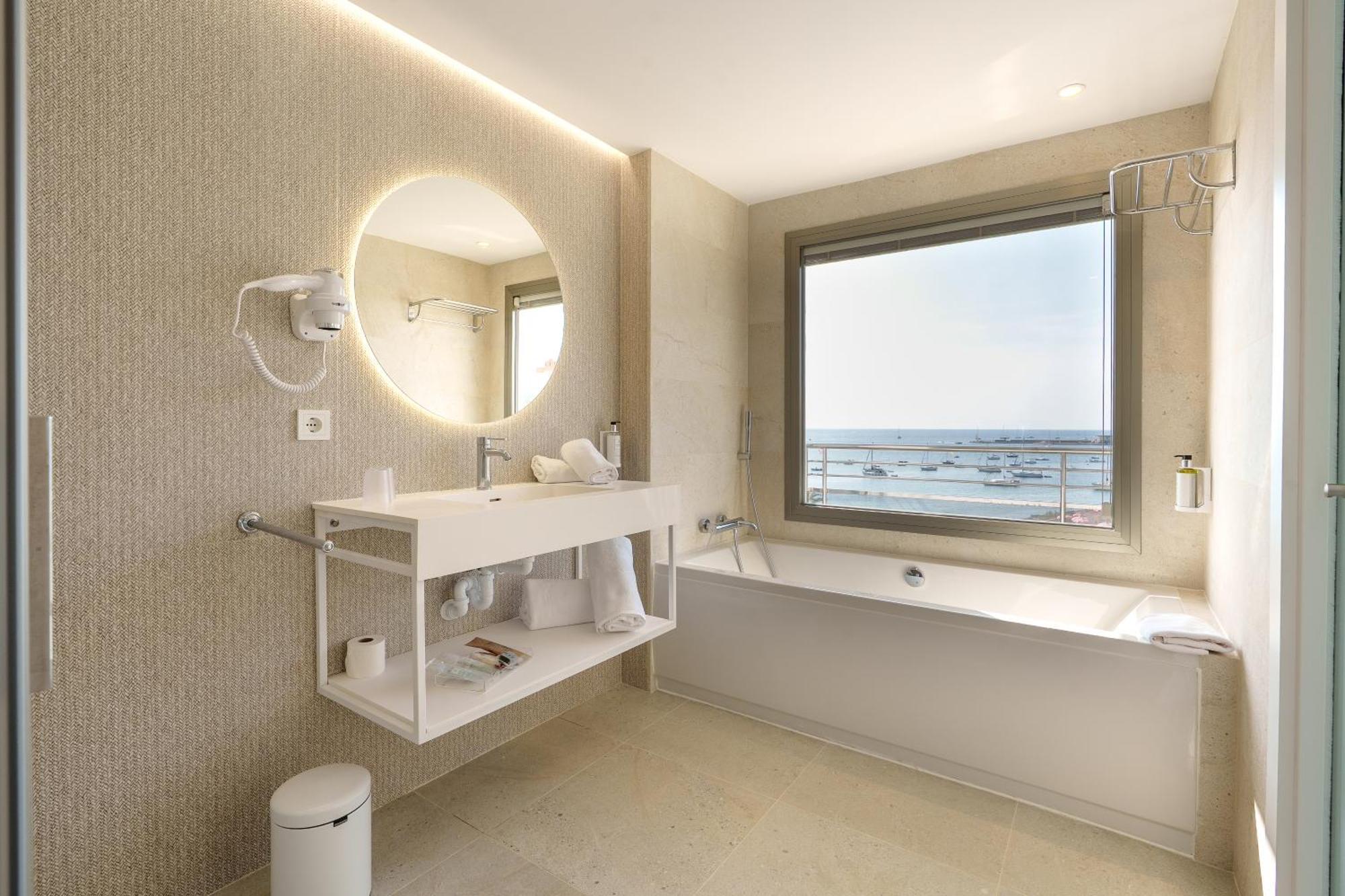 Hotel Bellamar &